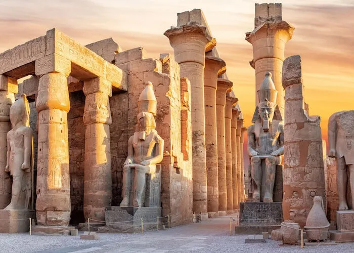 Exploring Egypt: A Guide to Getting Around the Country