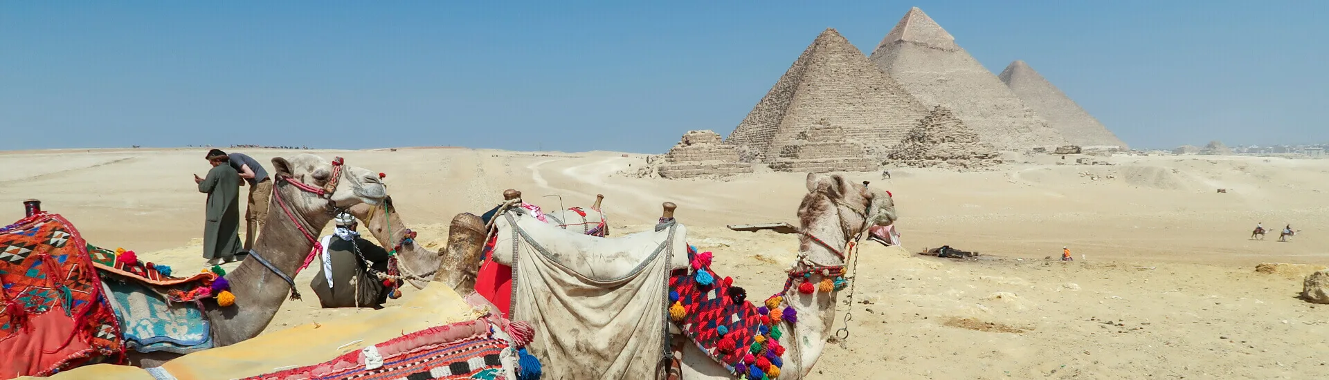 Day Tour to Pyramids, Memphis and Sakkara