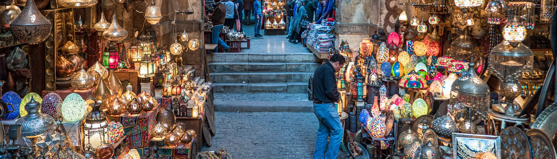 Day tour to Pyramids and GEM & Khan Al-Khalily