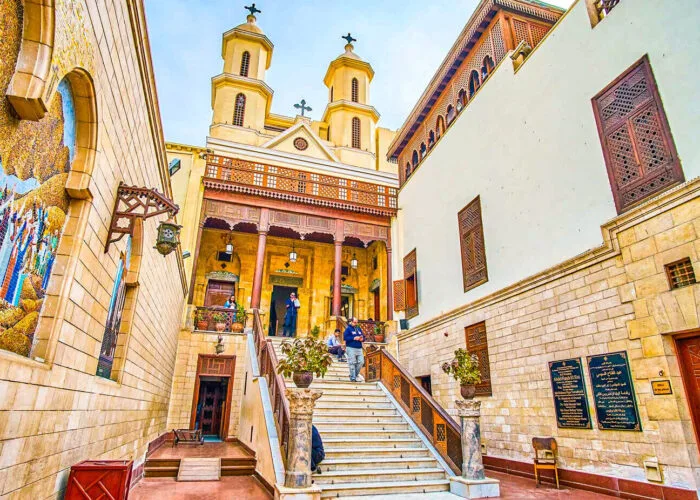 Tour to Giza Pyramids & Citadel and Old Cairo